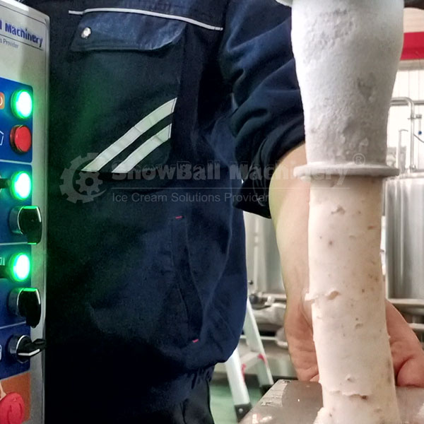 ice cream dosing dispenser